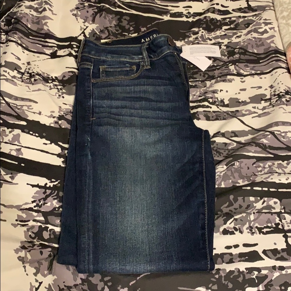 American Eagle Low-Rise Skinny Jeans